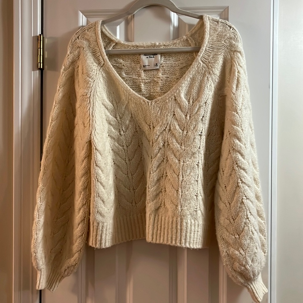 Abercrombie Cream Off the Shoulder Cableknit Sweater